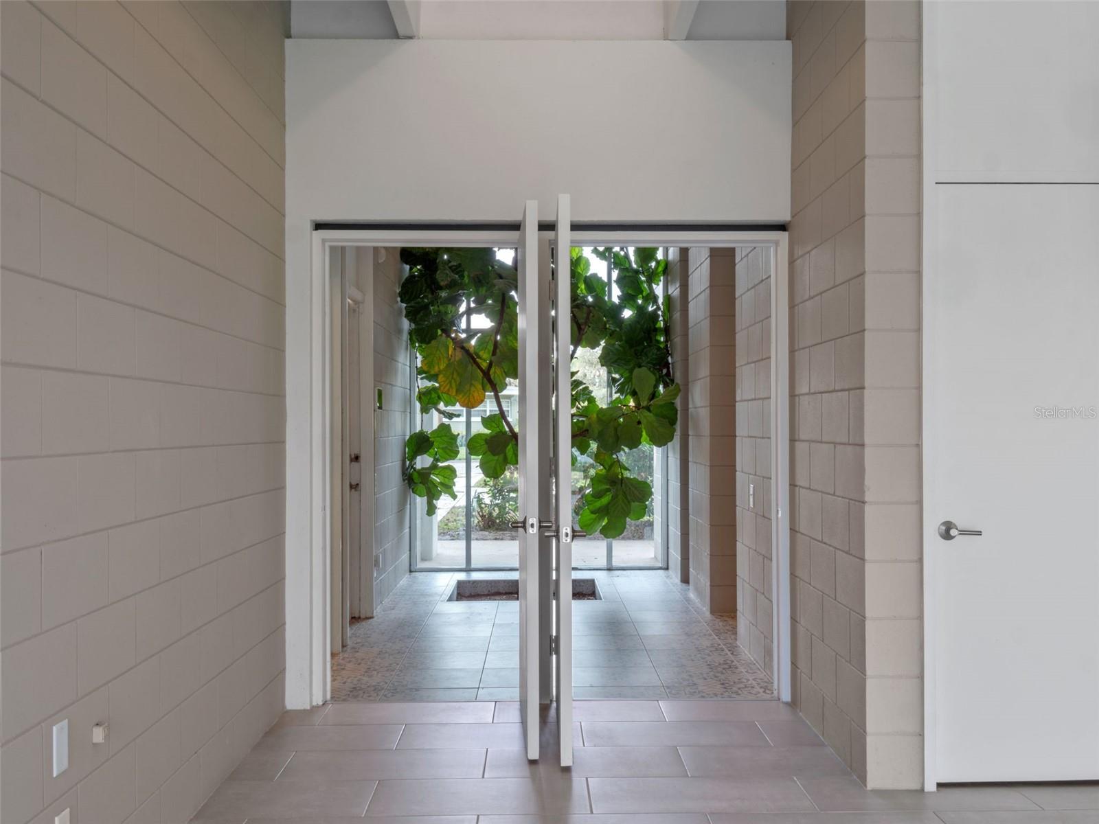 1540 N LAKE MIRROR DR NW, WINTER HAVEN, FL, 33881