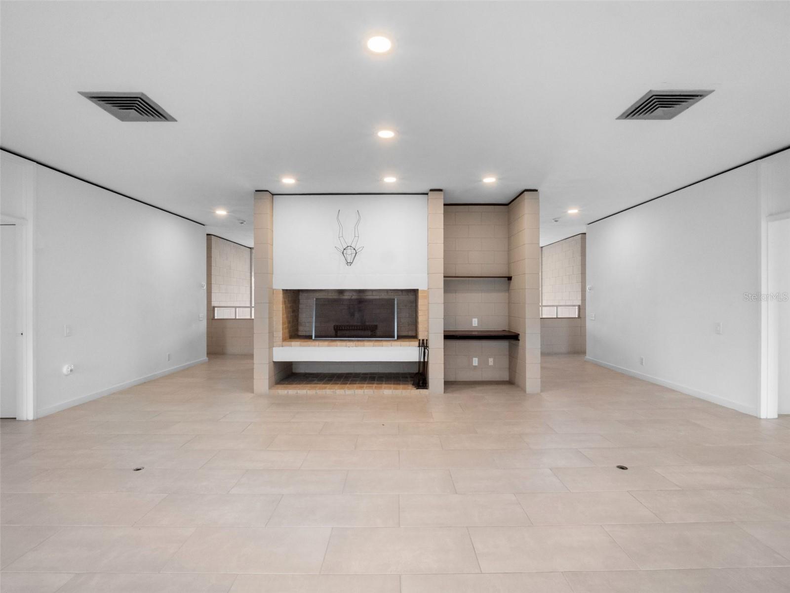 1540 N LAKE MIRROR DR NW, WINTER HAVEN, FL, 33881