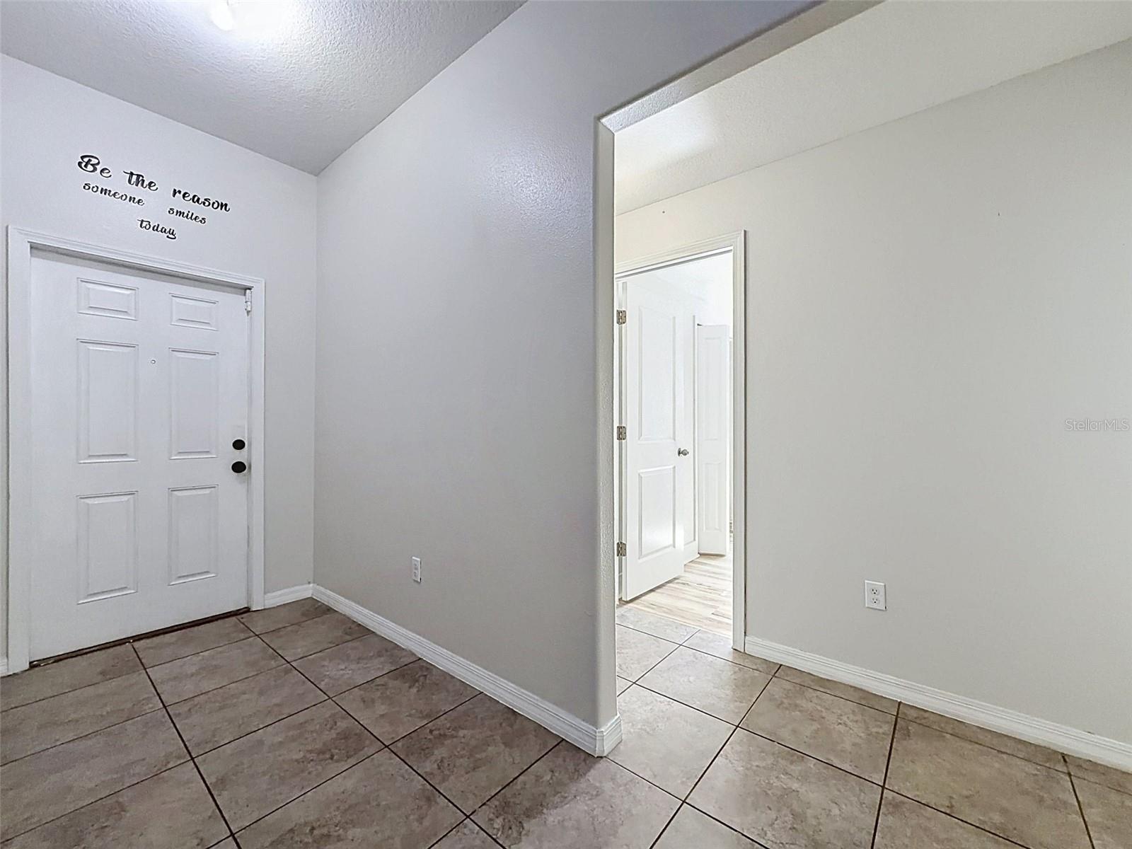 1801 BROAD WINGED HAWK DR, RUSKIN, FL, 33570