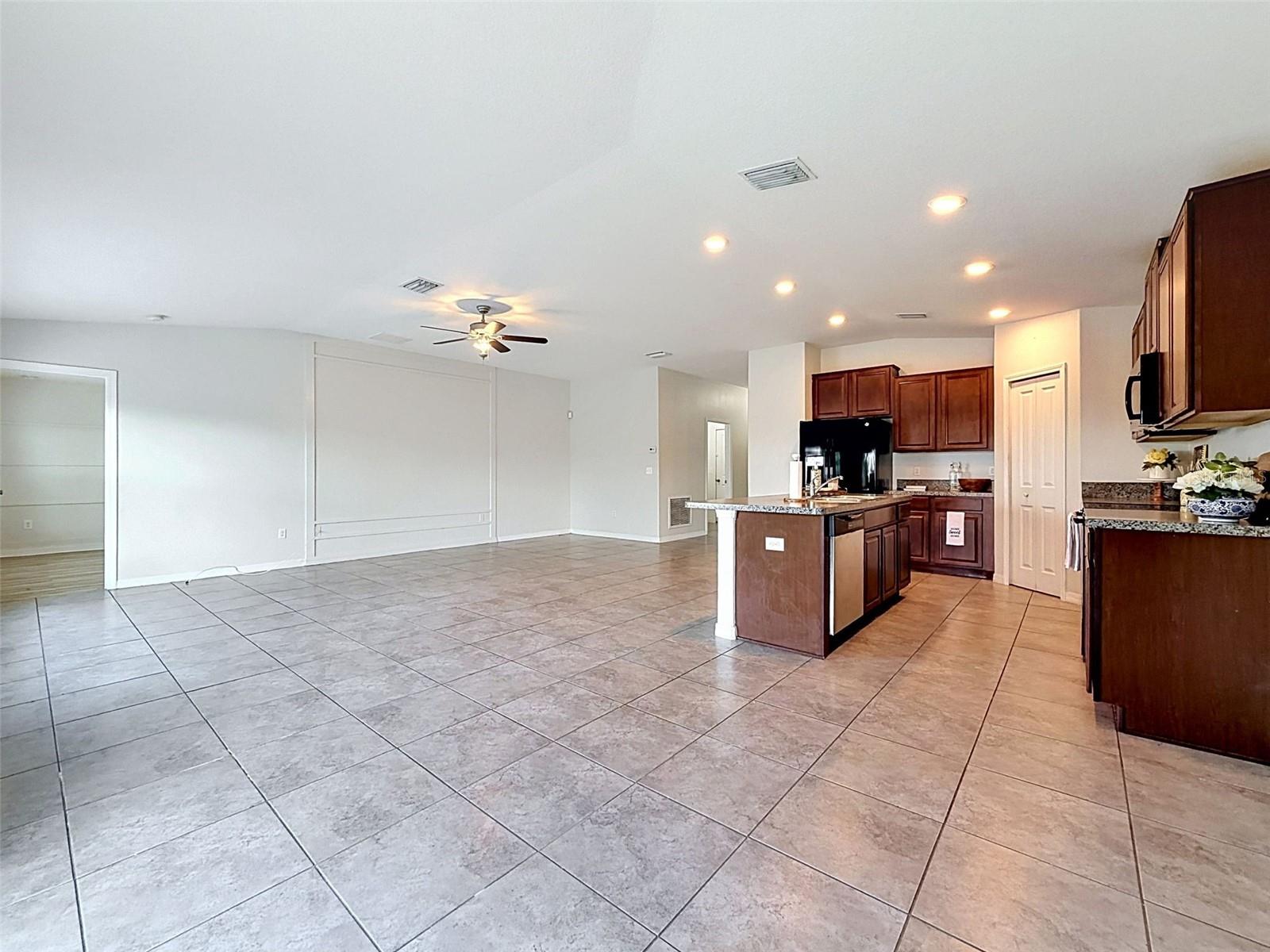 1801 BROAD WINGED HAWK DR, RUSKIN, FL, 33570