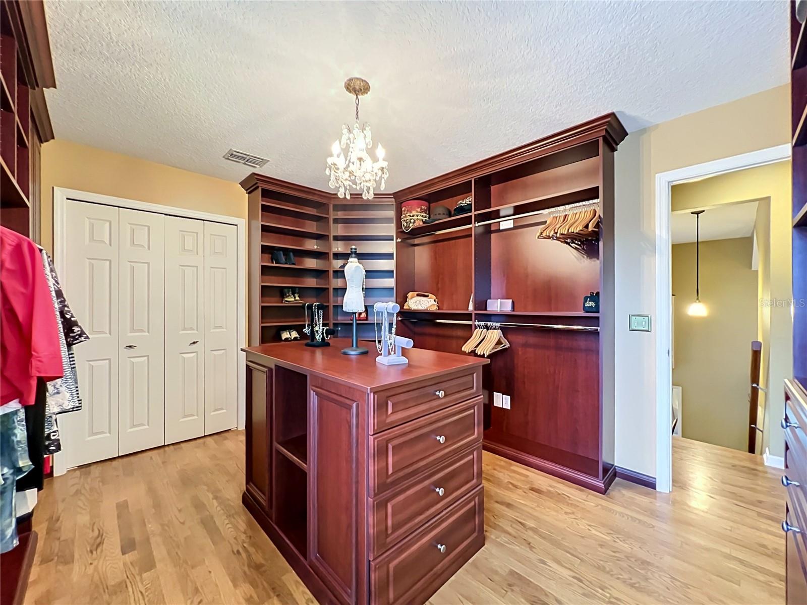 2433 STONEVIEW RD, ORLANDO, FL, 32806