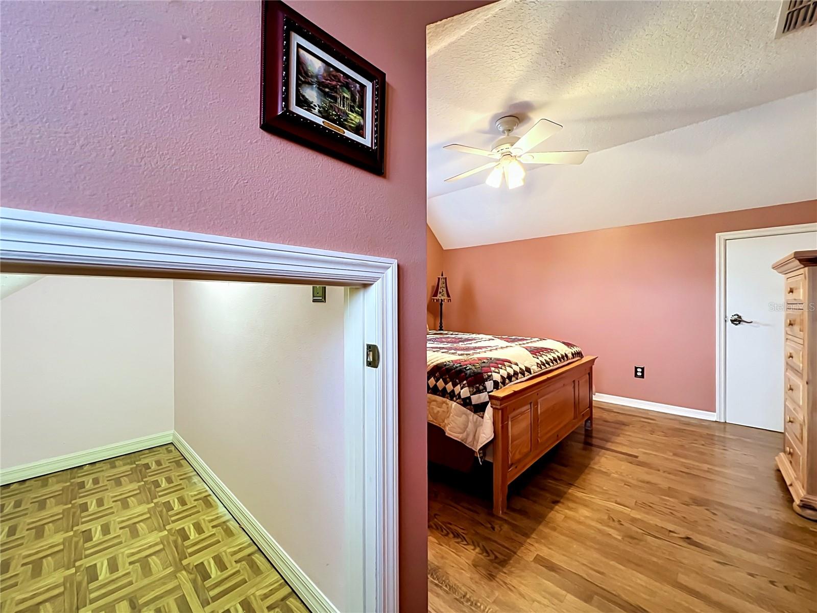 2433 STONEVIEW RD, ORLANDO, FL, 32806