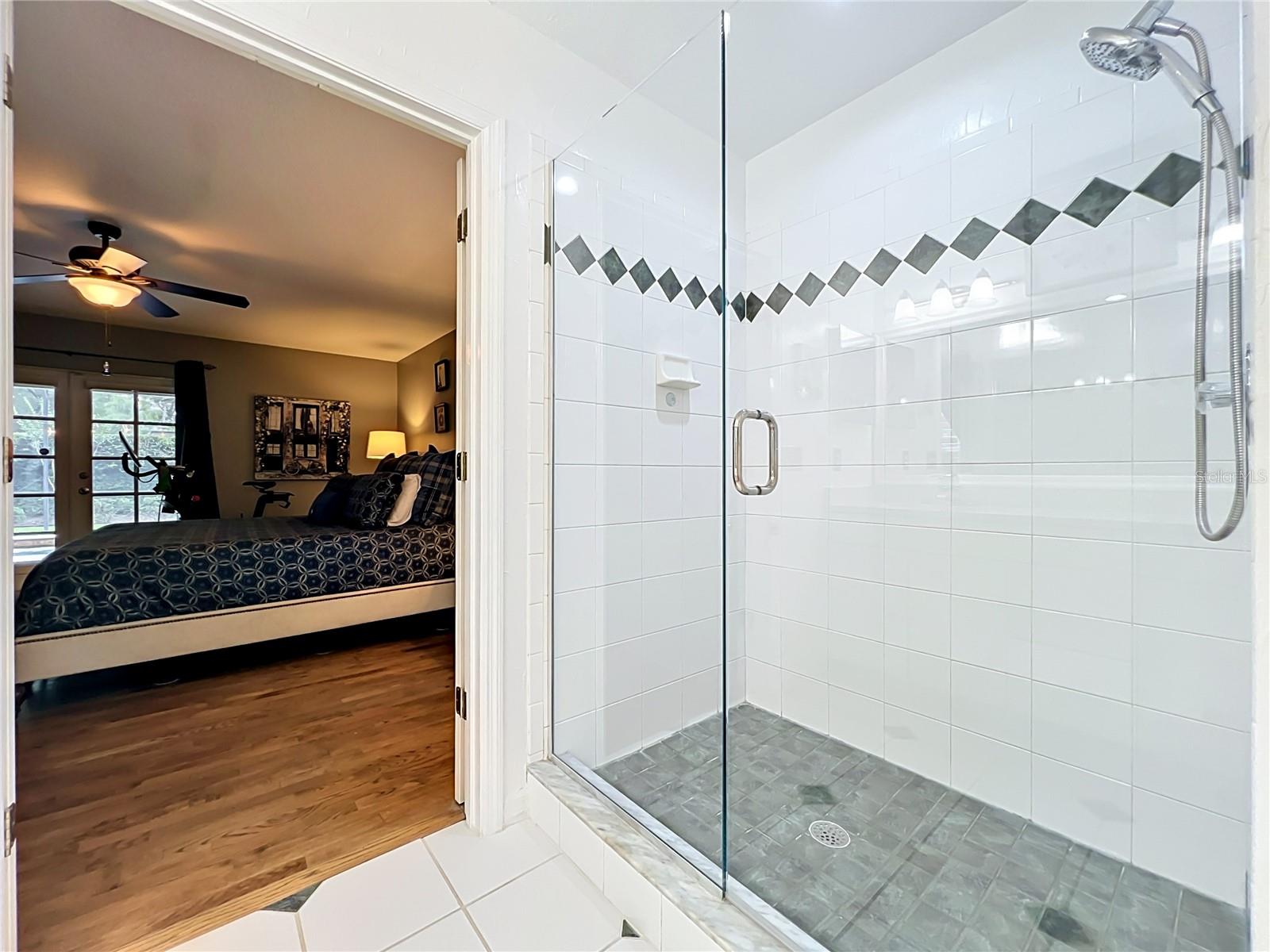 2433 STONEVIEW RD, ORLANDO, FL, 32806