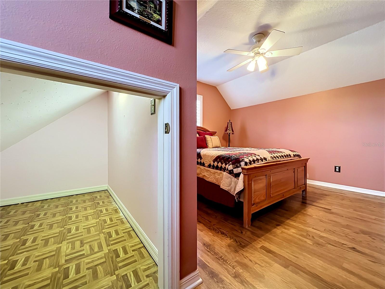 2433 STONEVIEW RD, ORLANDO, FL, 32806