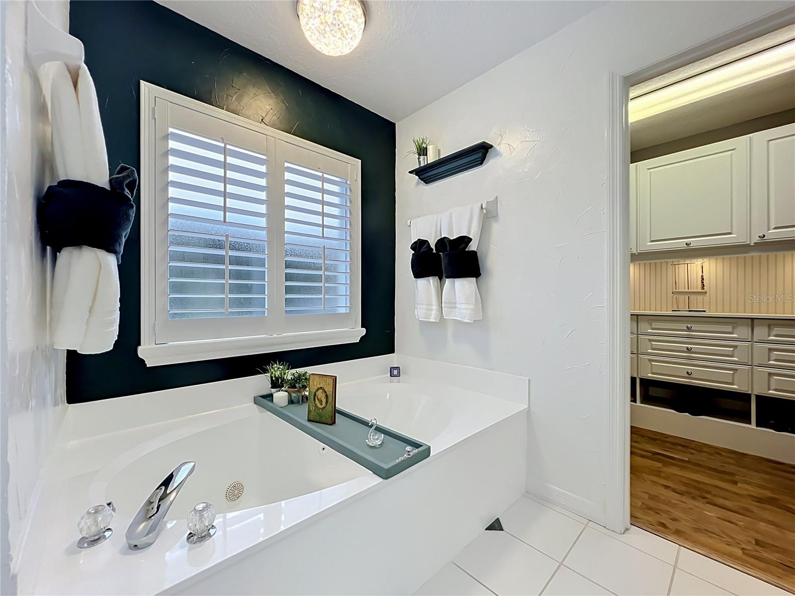 2433 STONEVIEW RD, ORLANDO, FL, 32806