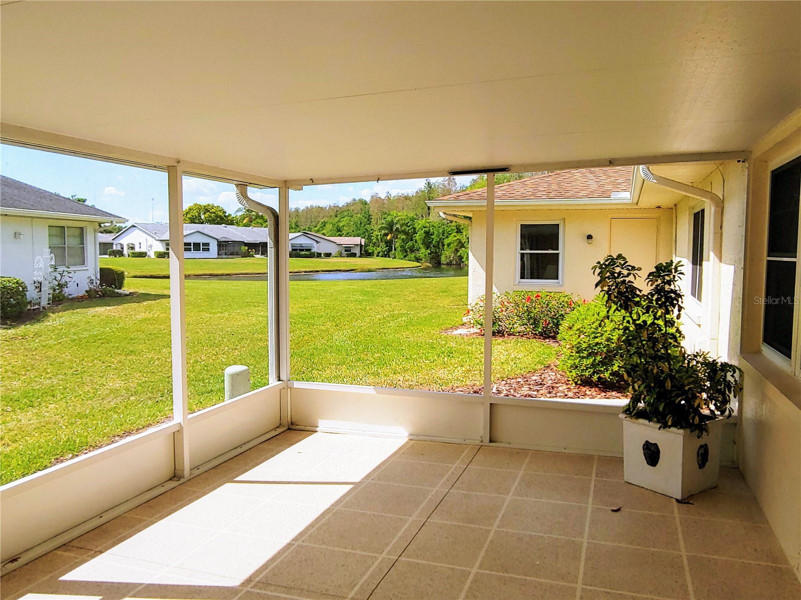 2006 HAMPSTEAD CIR #N/A, SUN CITY CENTER, FL, 33573