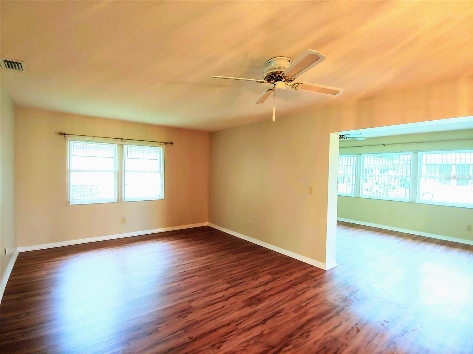 2006 HAMPSTEAD CIR #N/A, SUN CITY CENTER, FL, 33573