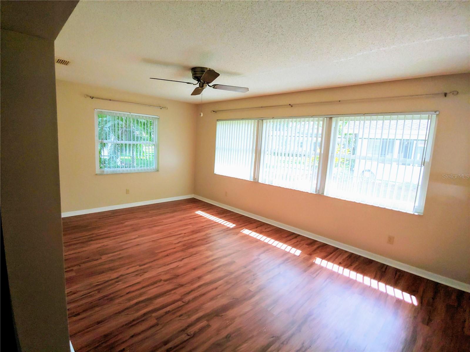 2006 HAMPSTEAD CIR #N/A, SUN CITY CENTER, FL, 33573