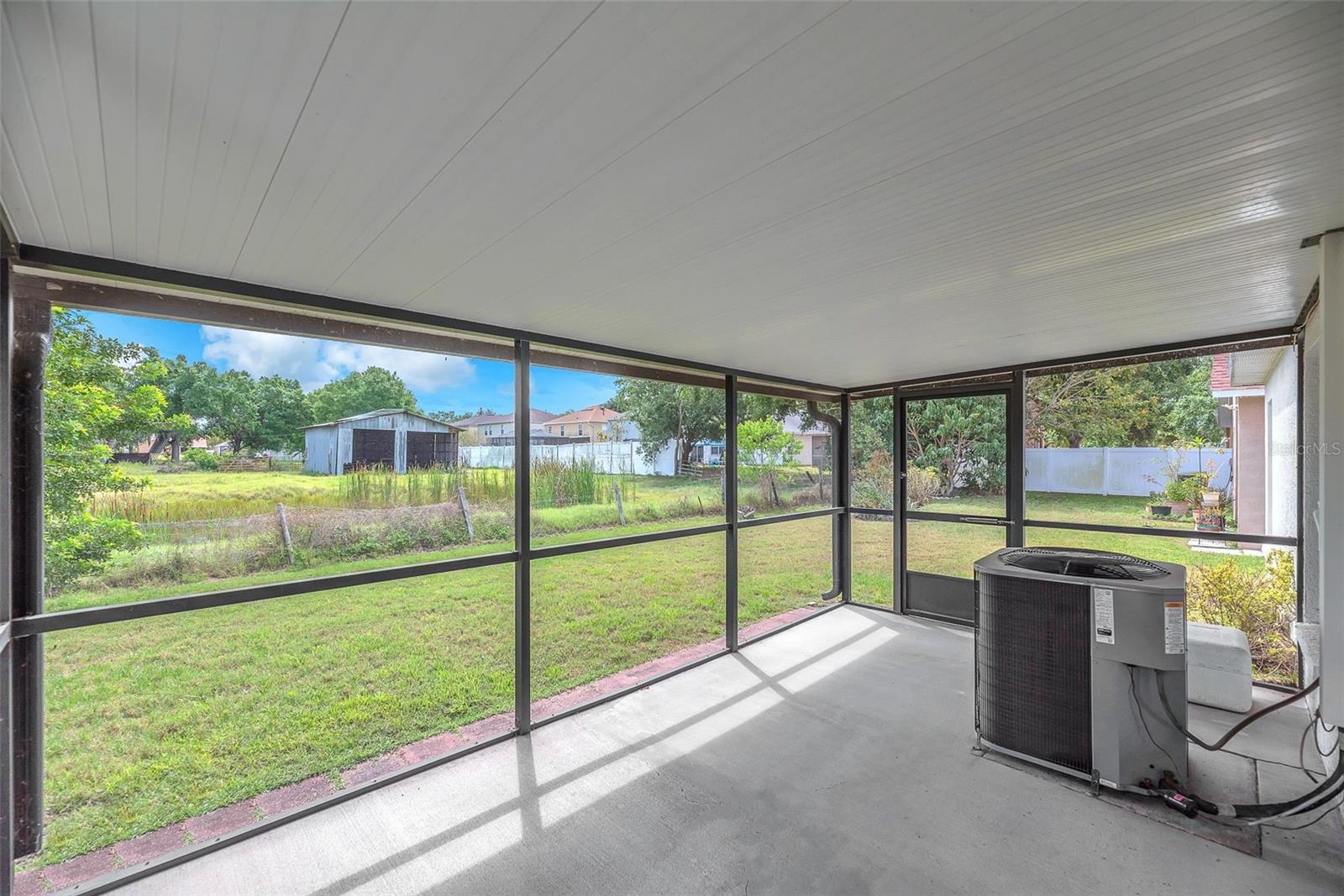 6760 WATERTON DR, RIVERVIEW, FL, 33578