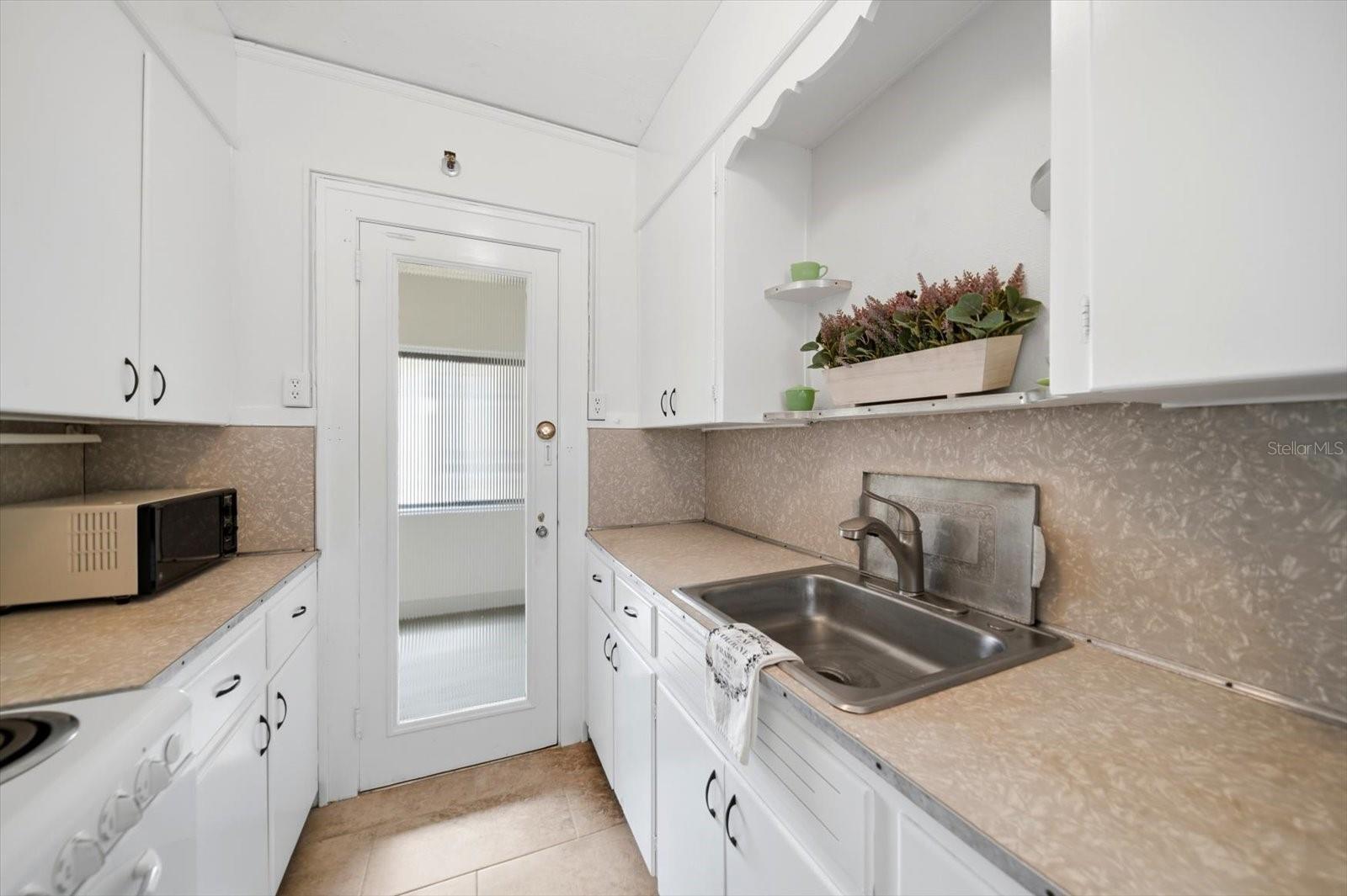 130 4 AVE N #Apt 305, ST PETERSBURG, FL, 33701