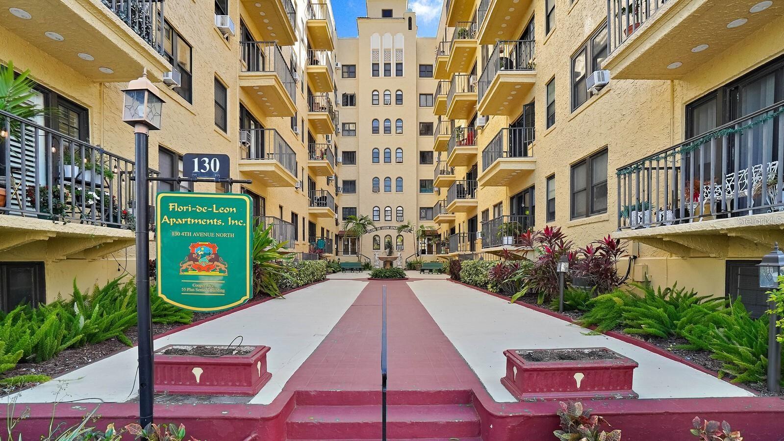 130 4 AVE N #Apt 305, ST PETERSBURG, FL, 33701