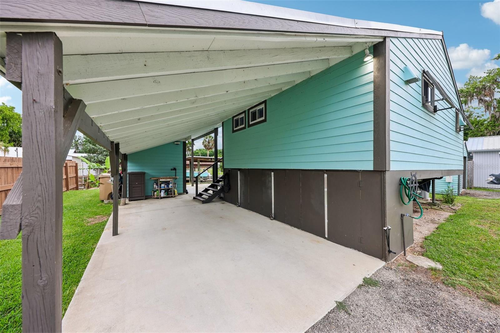 24521 SNAIL RD, ASTOR, FL, 32102