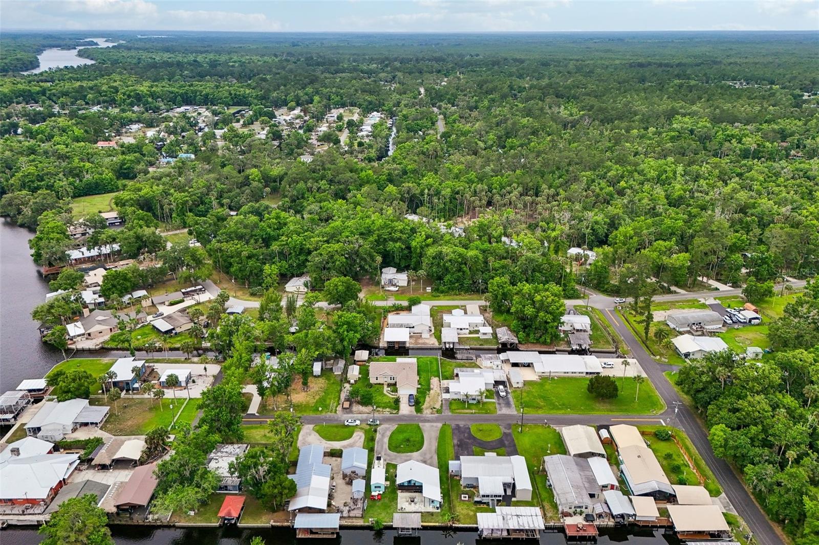 24521 SNAIL RD, ASTOR, FL, 32102