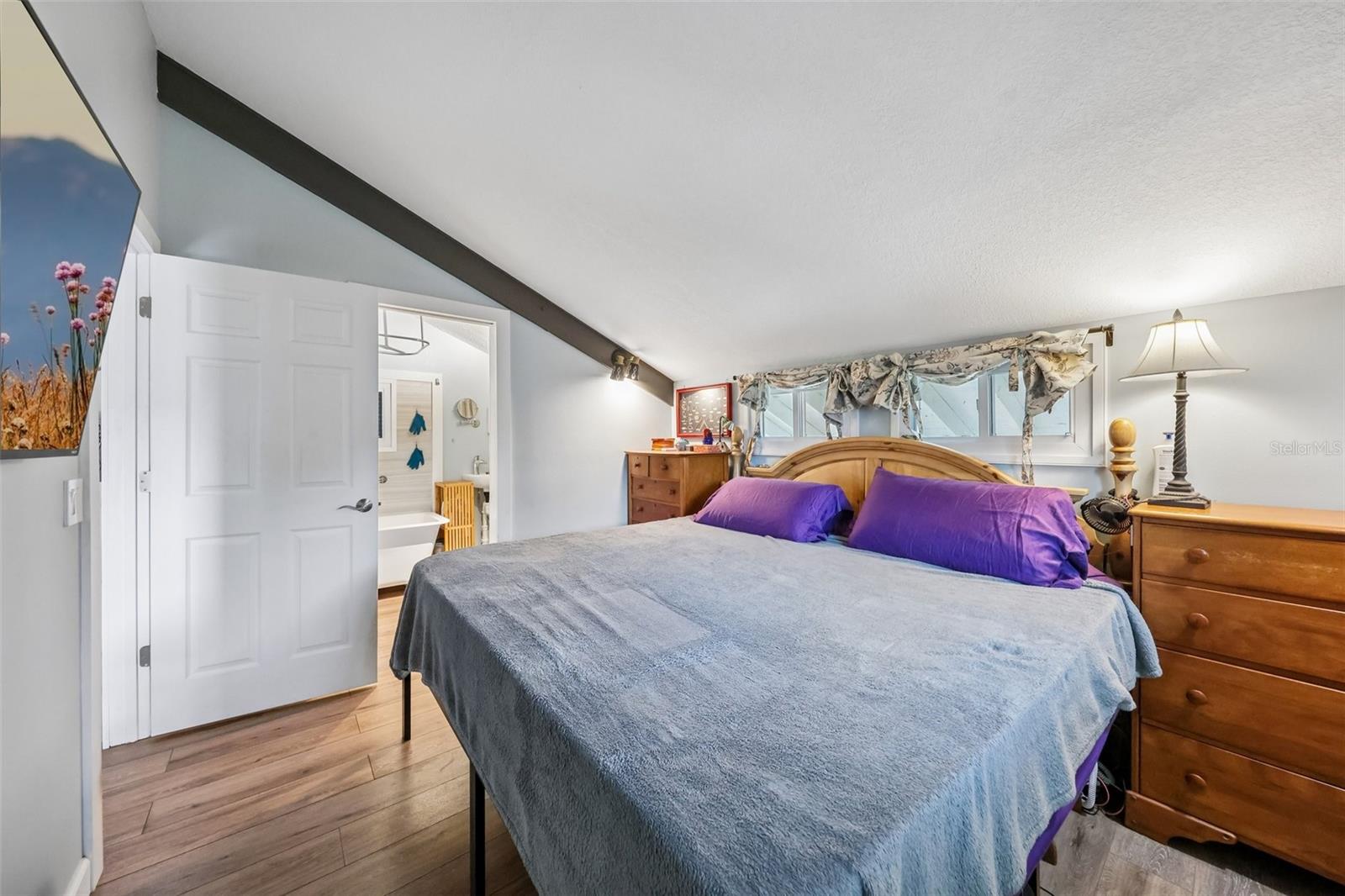 24521 SNAIL RD, ASTOR, FL, 32102