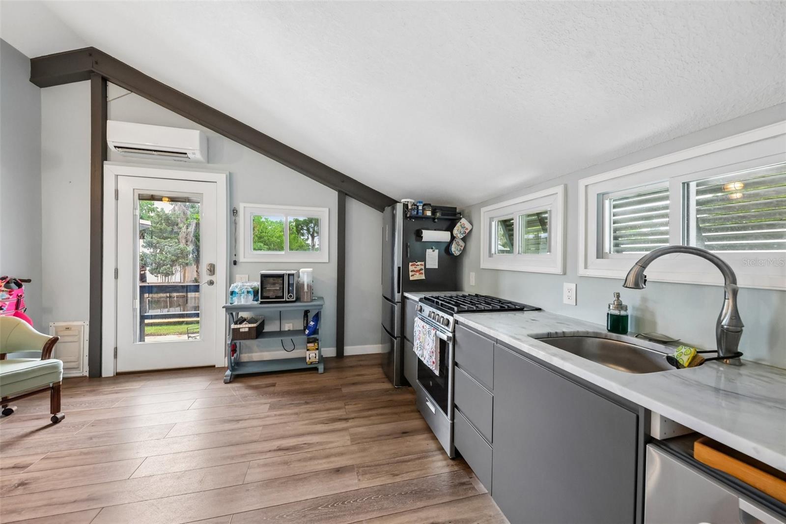 24521 SNAIL RD, ASTOR, FL, 32102