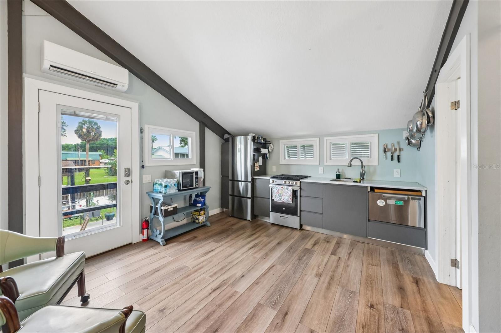 24521 SNAIL RD, ASTOR, FL, 32102