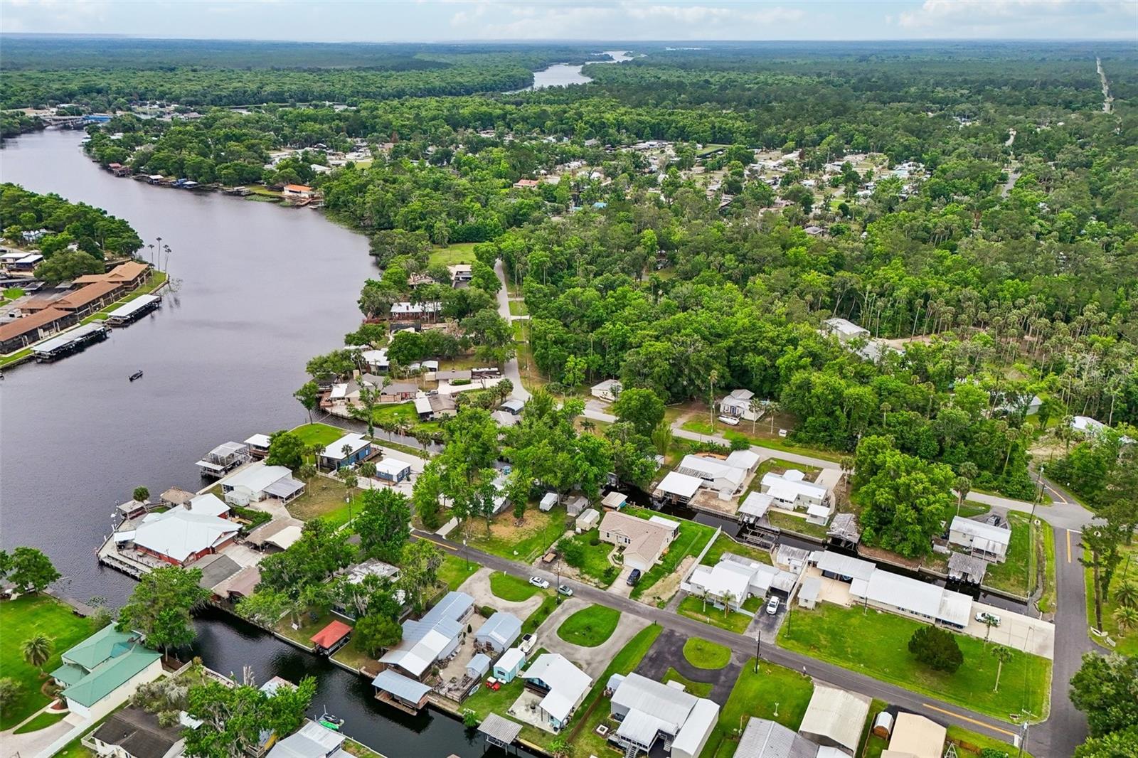 24521 SNAIL RD, ASTOR, FL, 32102