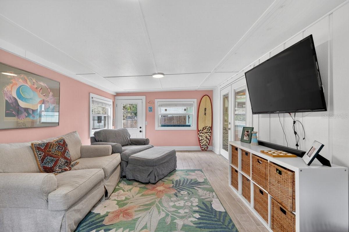 2012 MANGO TREE DR, EDGEWATER, FL, 32141