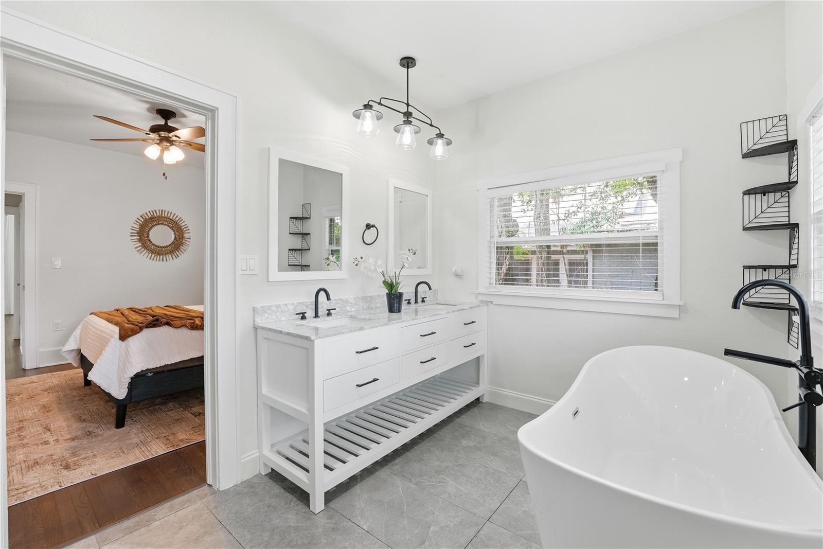 204 N BROWN AVE, ORLANDO, FL, 32801