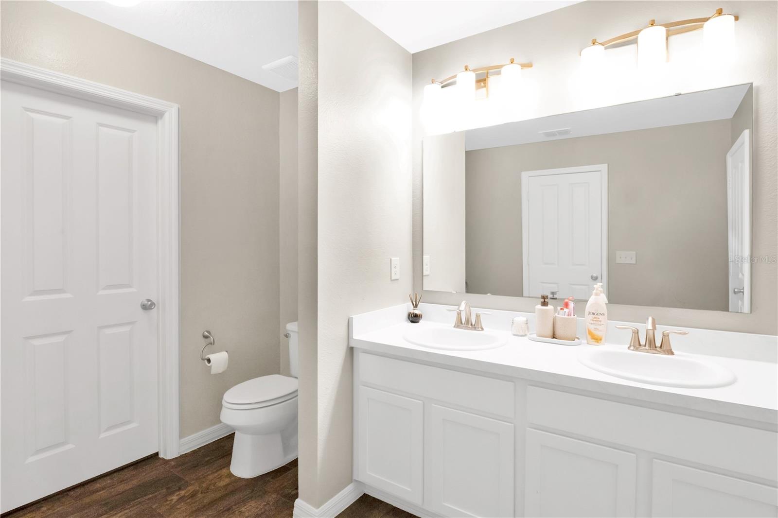 1033 AUGUSTUS DR, DAVENPORT, FL, 33896
