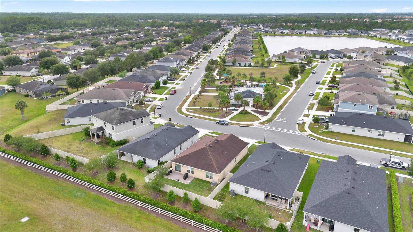1033 AUGUSTUS DR, DAVENPORT, FL, 33896