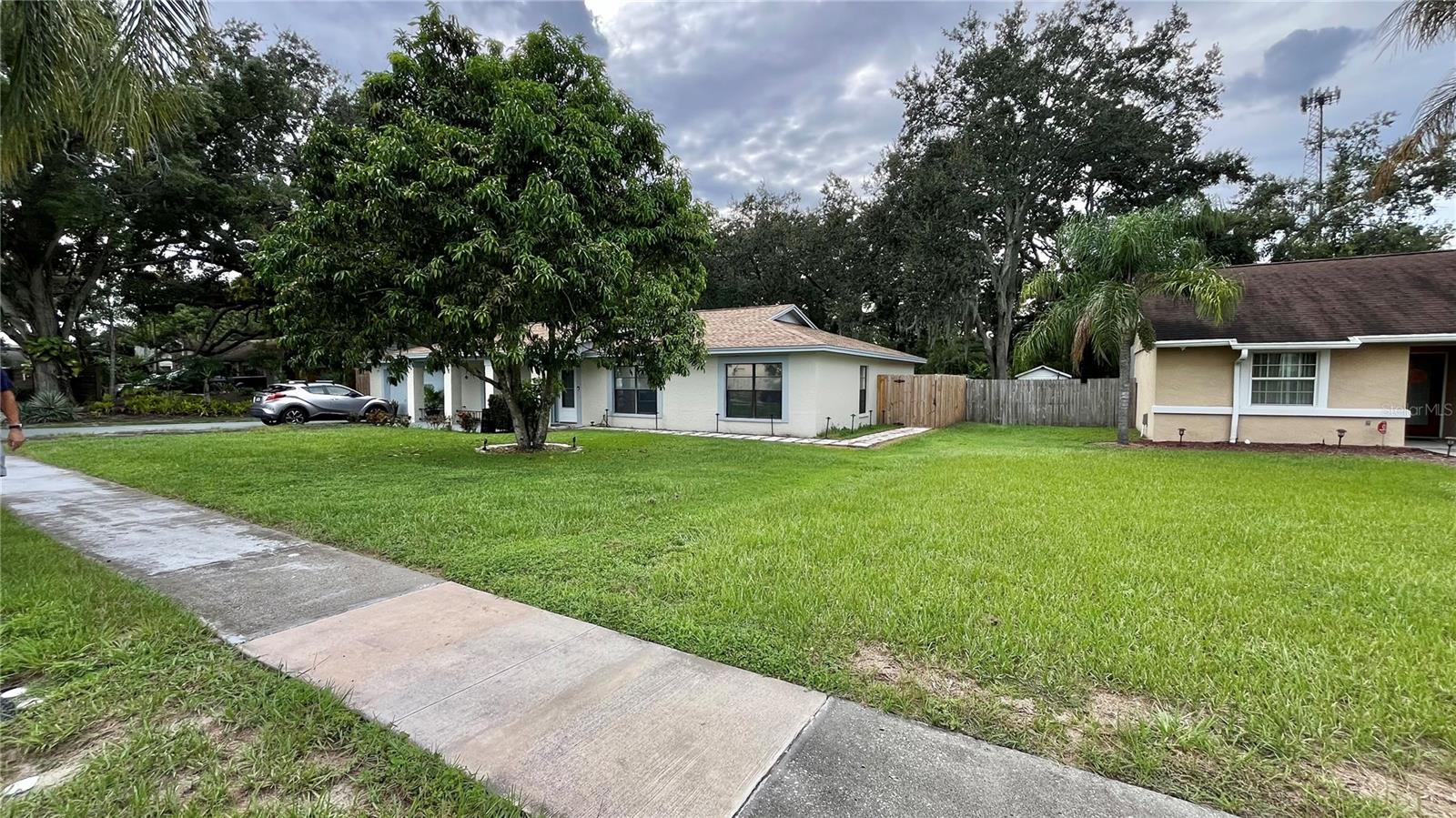 14216 BRIARTHORN DR, TAMPA, FL, 33625
