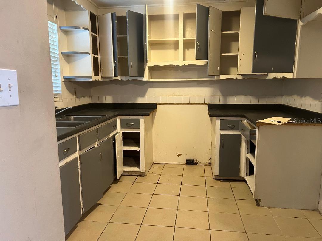 5011 N 39TH ST, TAMPA, FL, 33610