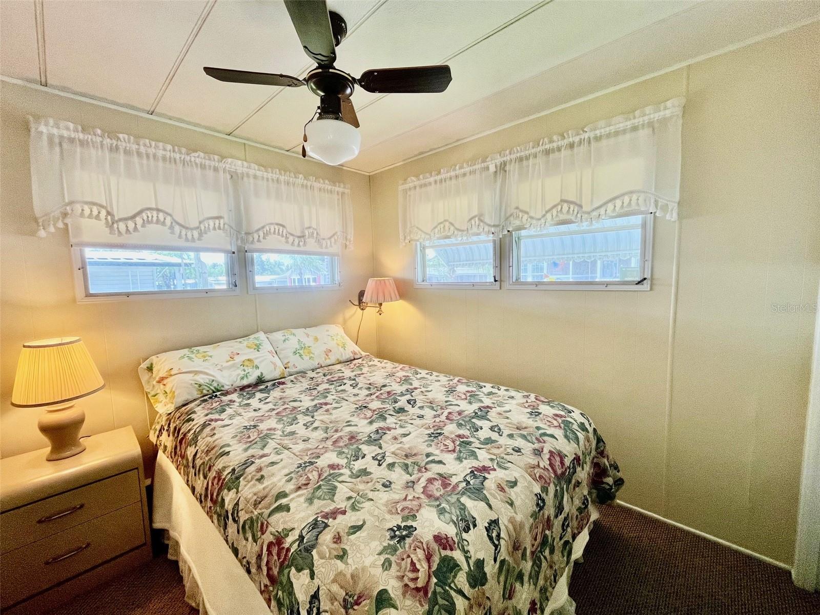 130 MELODY LN, TARPON SPRINGS, FL, 34689