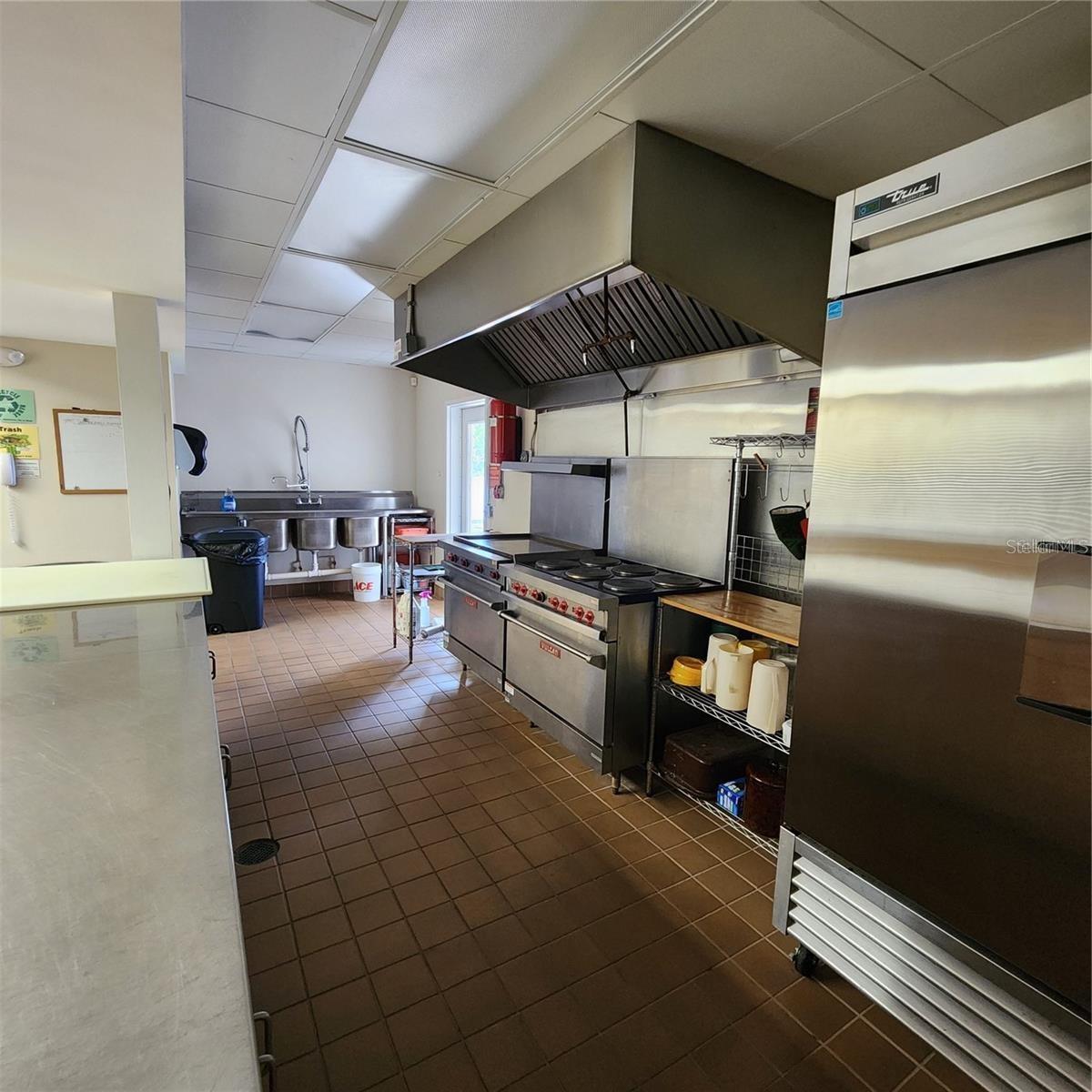 130 MELODY LN, TARPON SPRINGS, FL, 34689