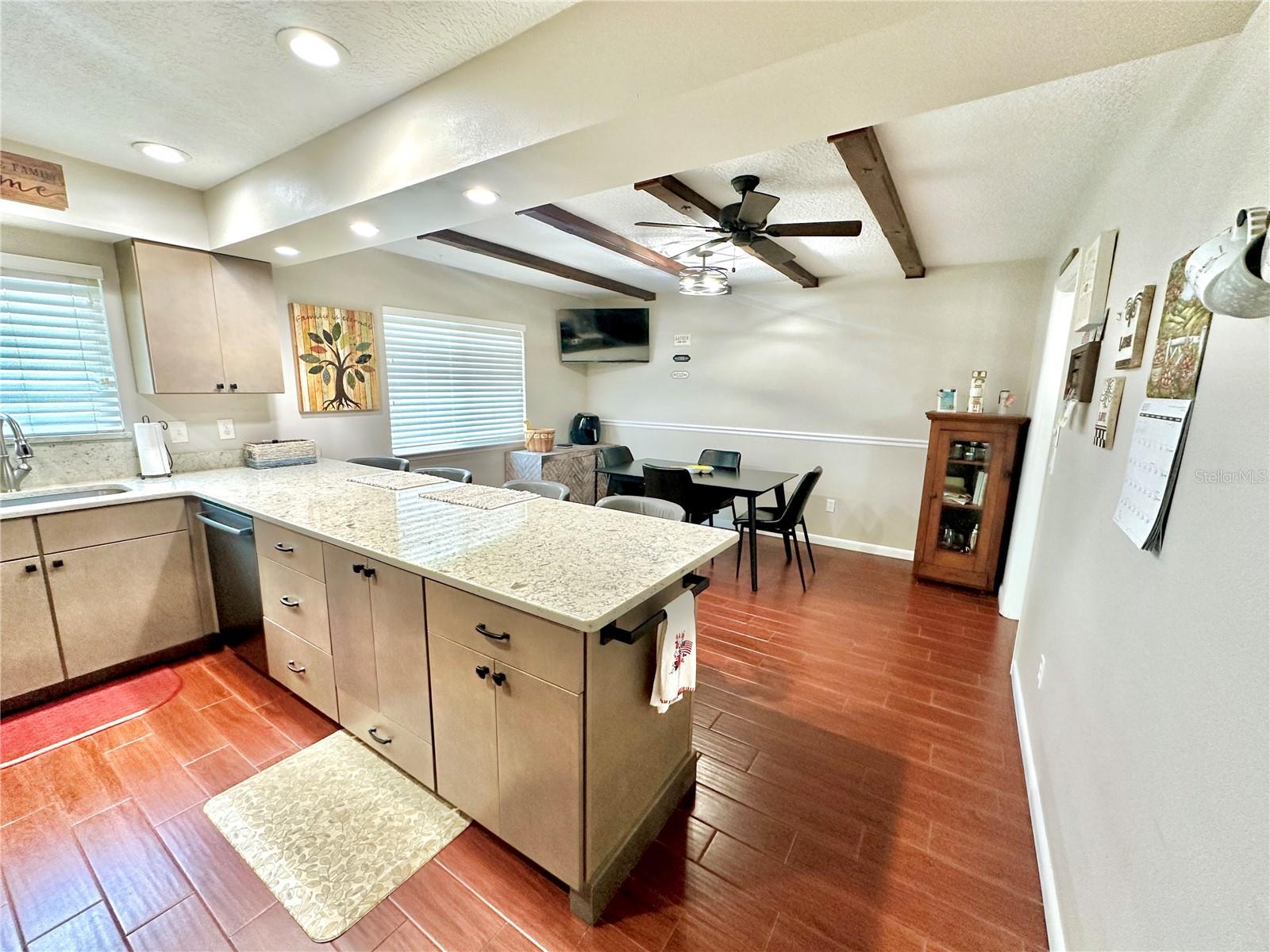 460 S DEERWOOD AVE, ORLANDO, FL, 32825