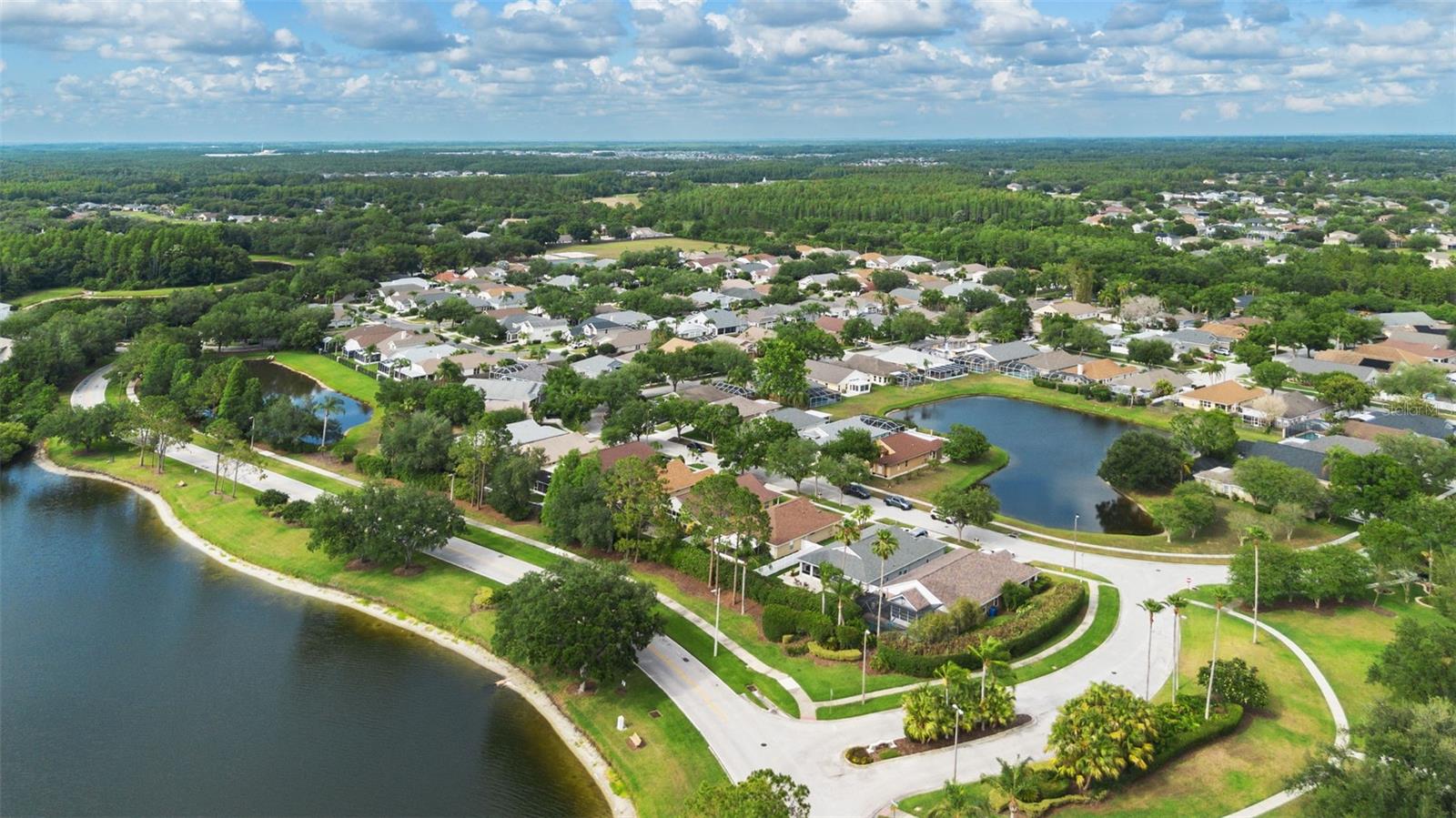 19310 GARDEN QUILT CIR, LUTZ, FL, 33558