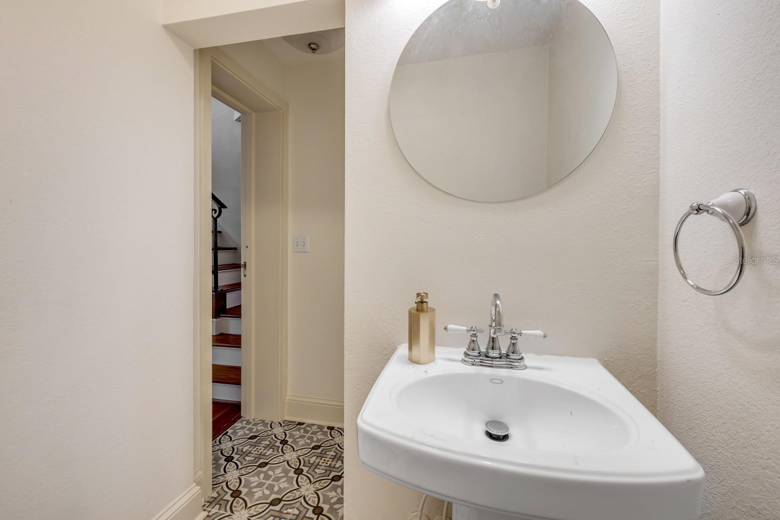 417 W MINNESOTA AVE, DELAND, FL, 32720