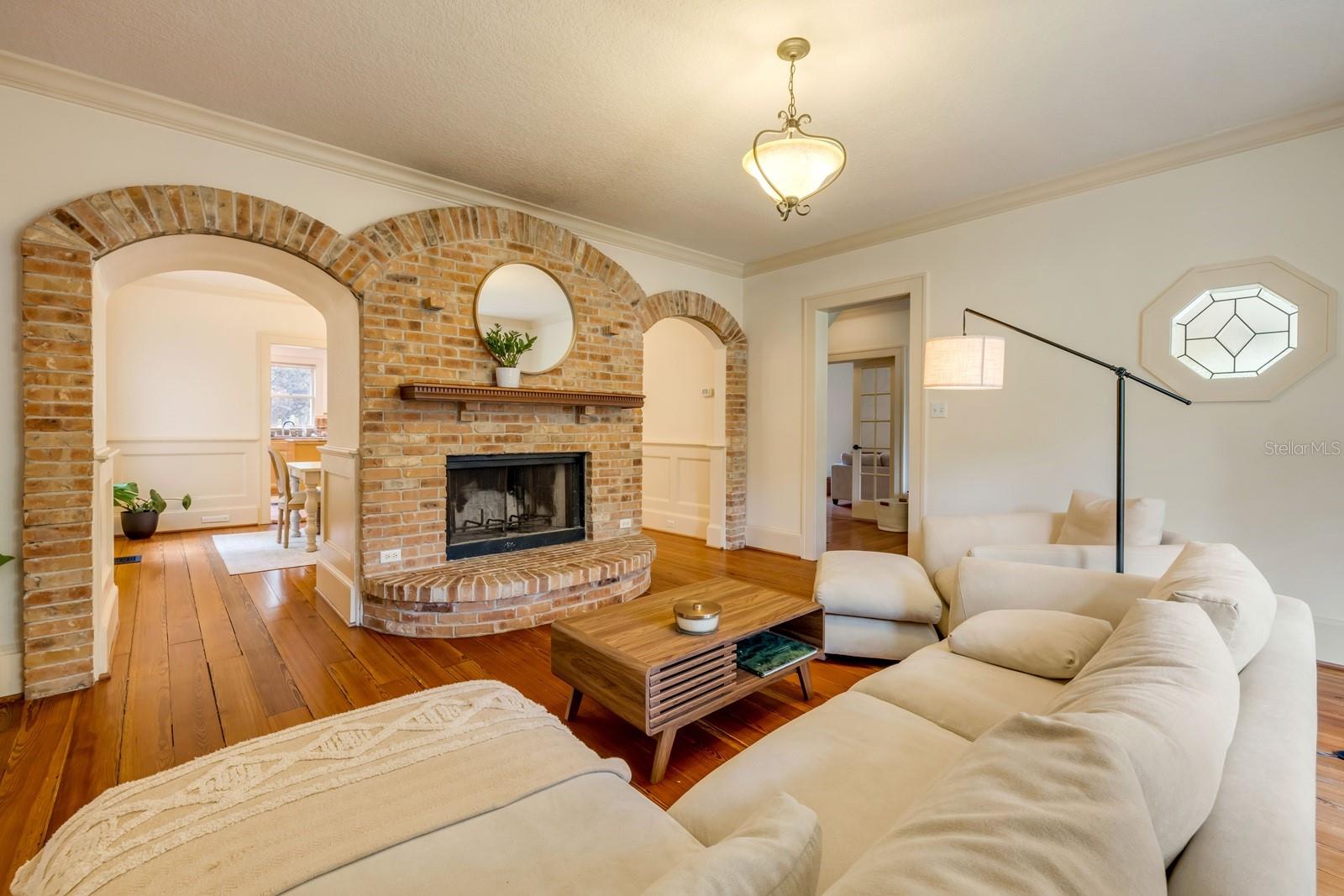 417 W MINNESOTA AVE, DELAND, FL, 32720