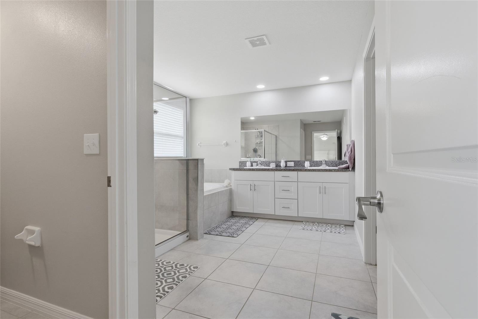 8882 FLOURISH DR, LAND O LAKES, FL, 34637
