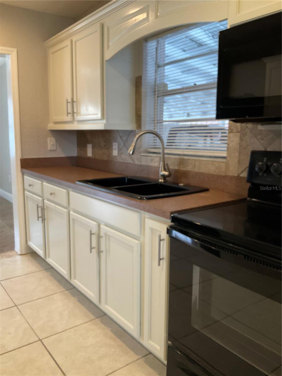 710 E JACKSON ST, KISSIMMEE, FL, 34744