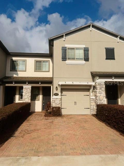 2832 WHITE ISLE LN, ORLANDO, FL, 32825
