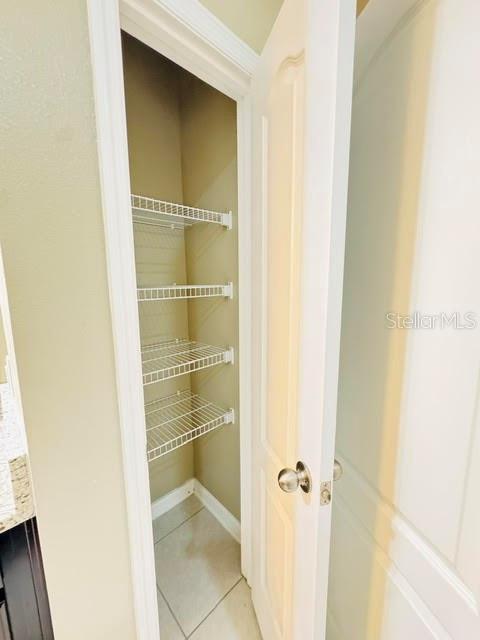 2832 WHITE ISLE LN, ORLANDO, FL, 32825