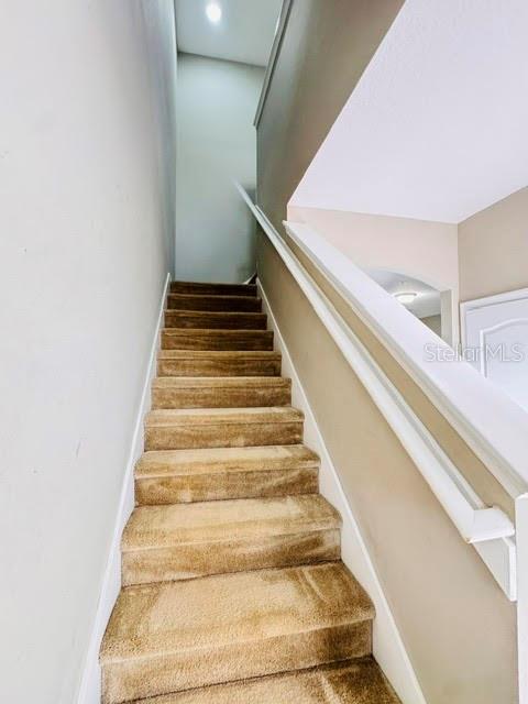 2832 WHITE ISLE LN, ORLANDO, FL, 32825