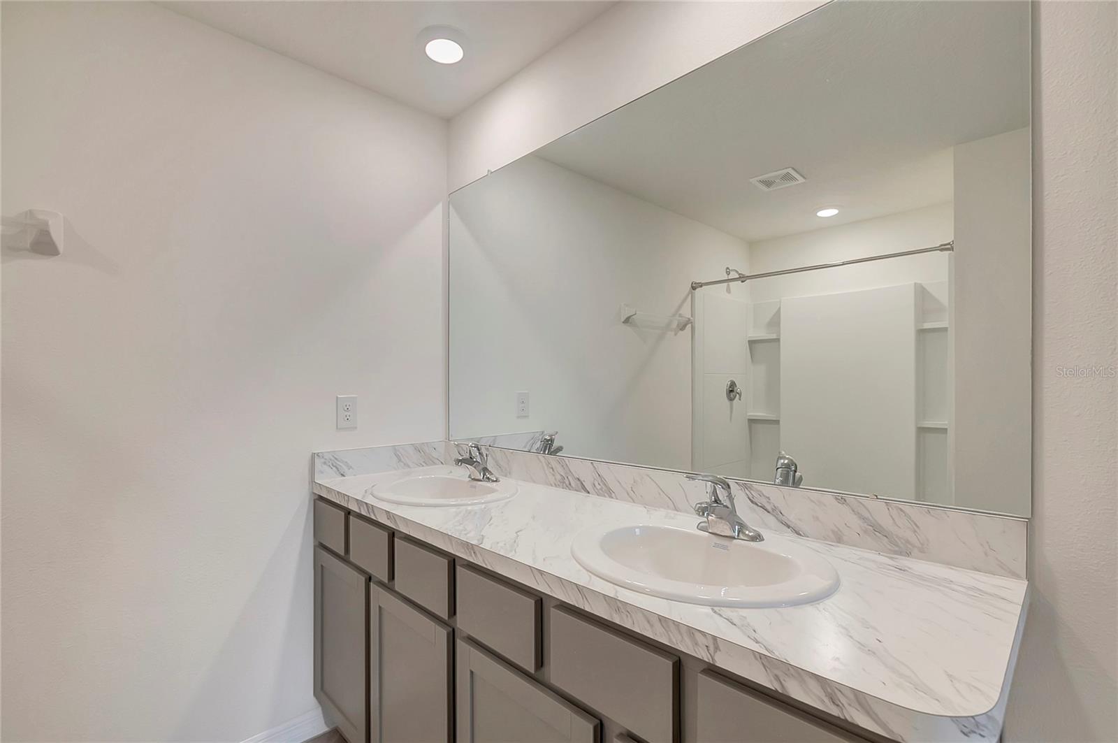 810 ACE OUTLAW AVE, RUSKIN, FL, 33570