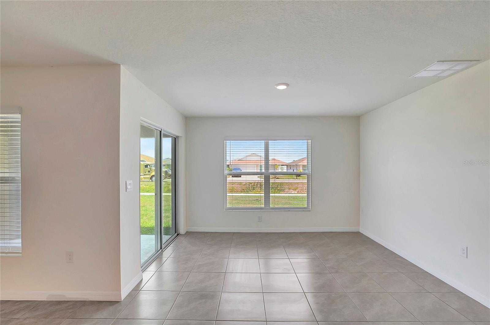 810 ACE OUTLAW AVE, RUSKIN, FL, 33570
