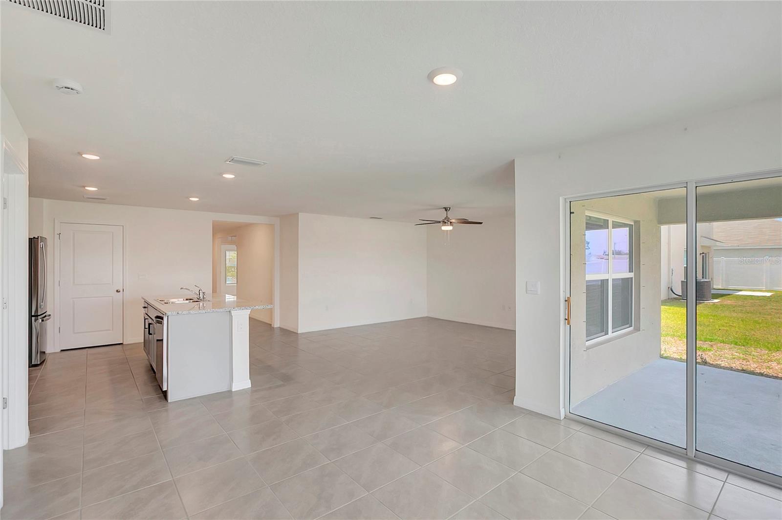 810 ACE OUTLAW AVE, RUSKIN, FL, 33570