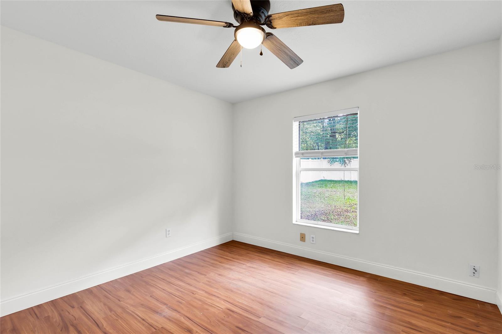 40206 PALM ST, LADY LAKE, FL, 32159