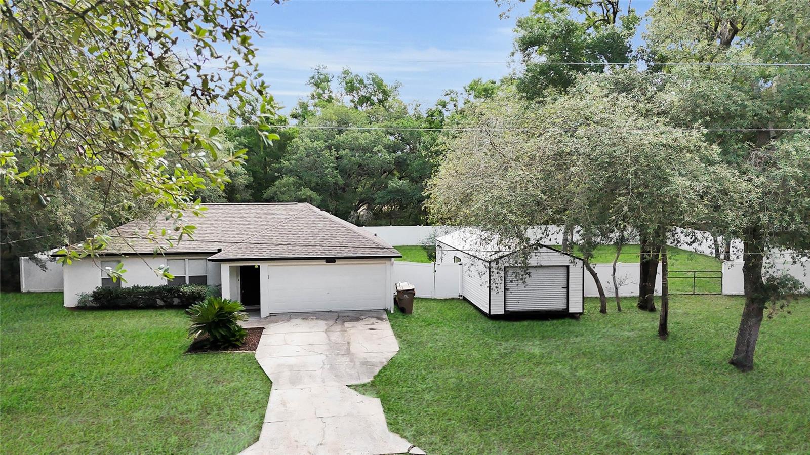 40206 PALM ST, LADY LAKE, FL, 32159