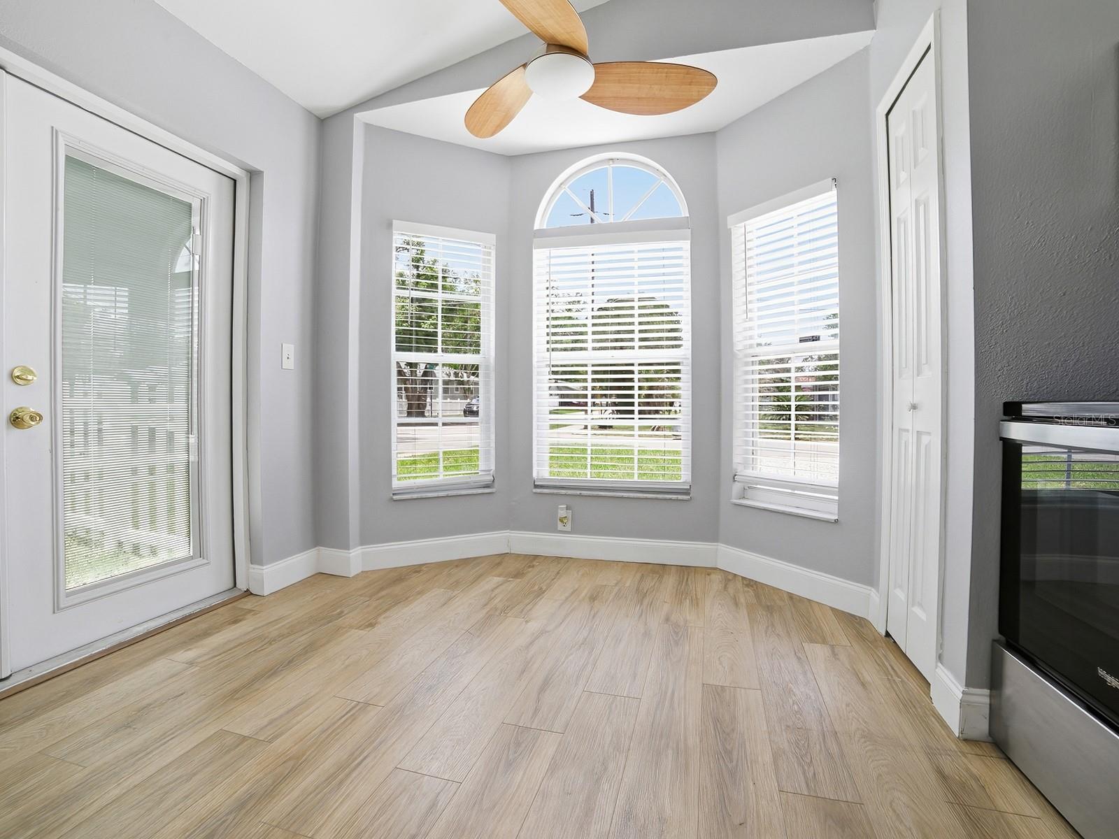 2741 S BROWN AVE, ORLANDO, FL, 32806