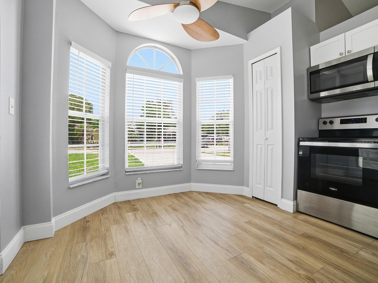 2741 S BROWN AVE, ORLANDO, FL, 32806