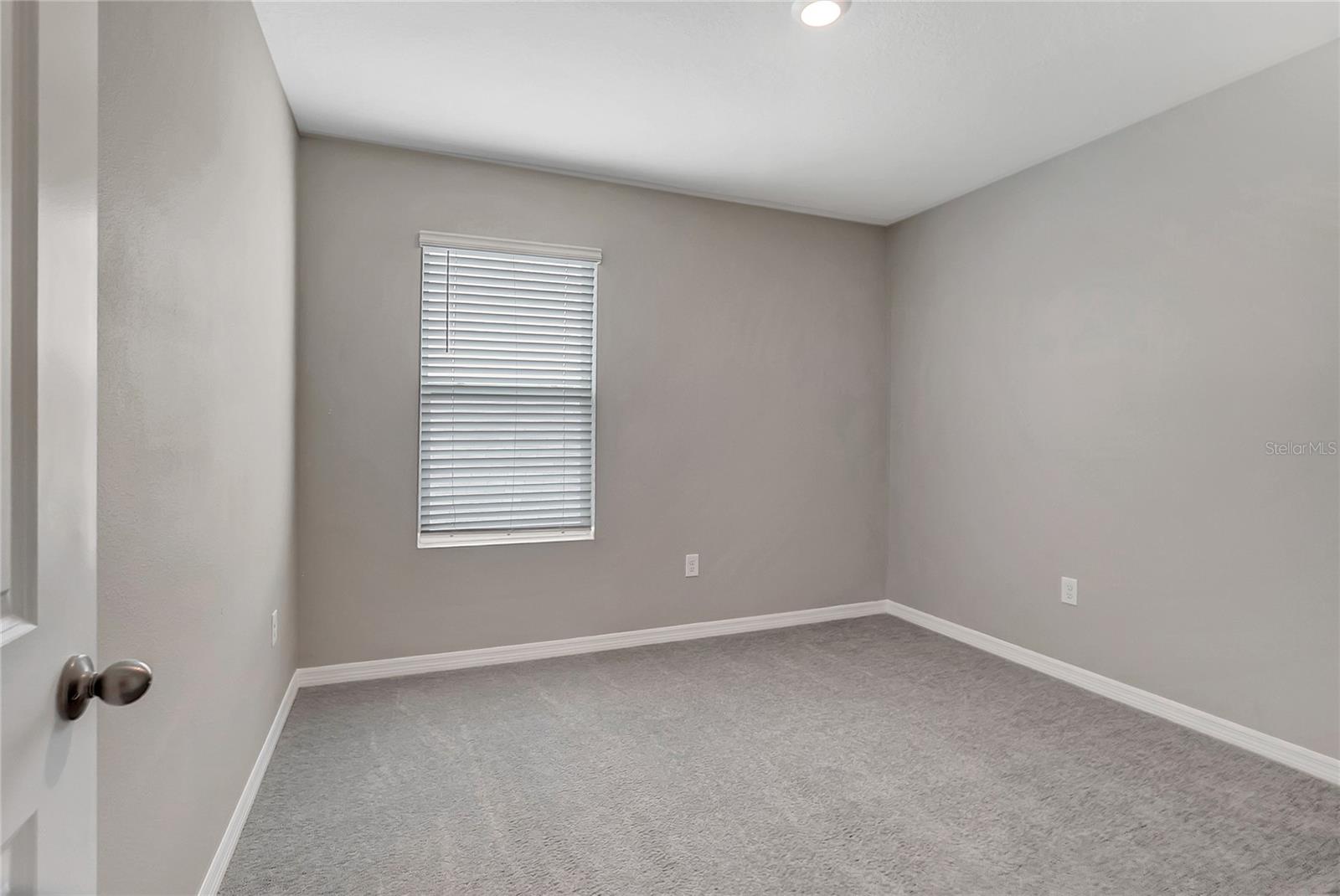 17038 WAVE TRESSLE PL, WIMAUMA, FL, 33598