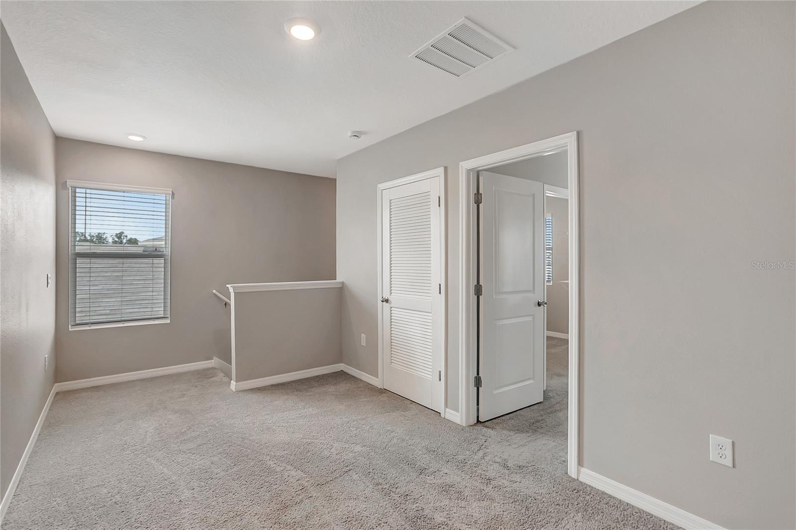 17038 WAVE TRESSLE PL, WIMAUMA, FL, 33598