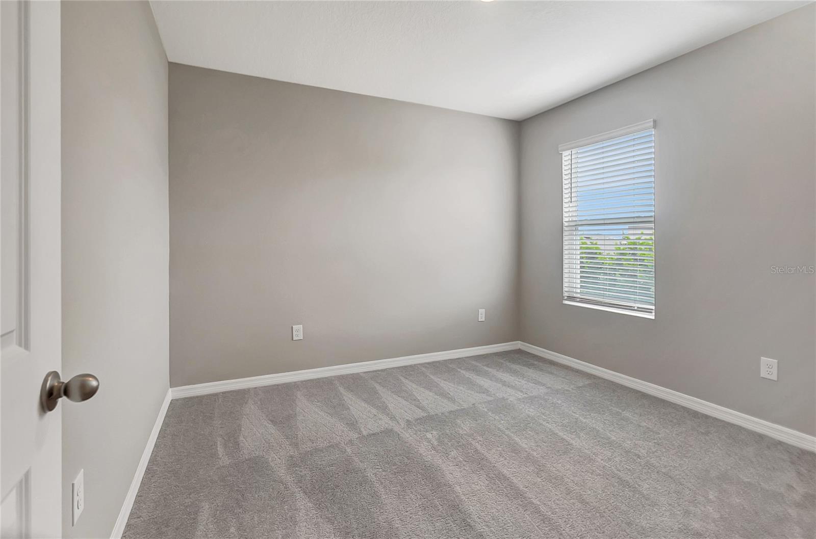 17038 WAVE TRESSLE PL, WIMAUMA, FL, 33598