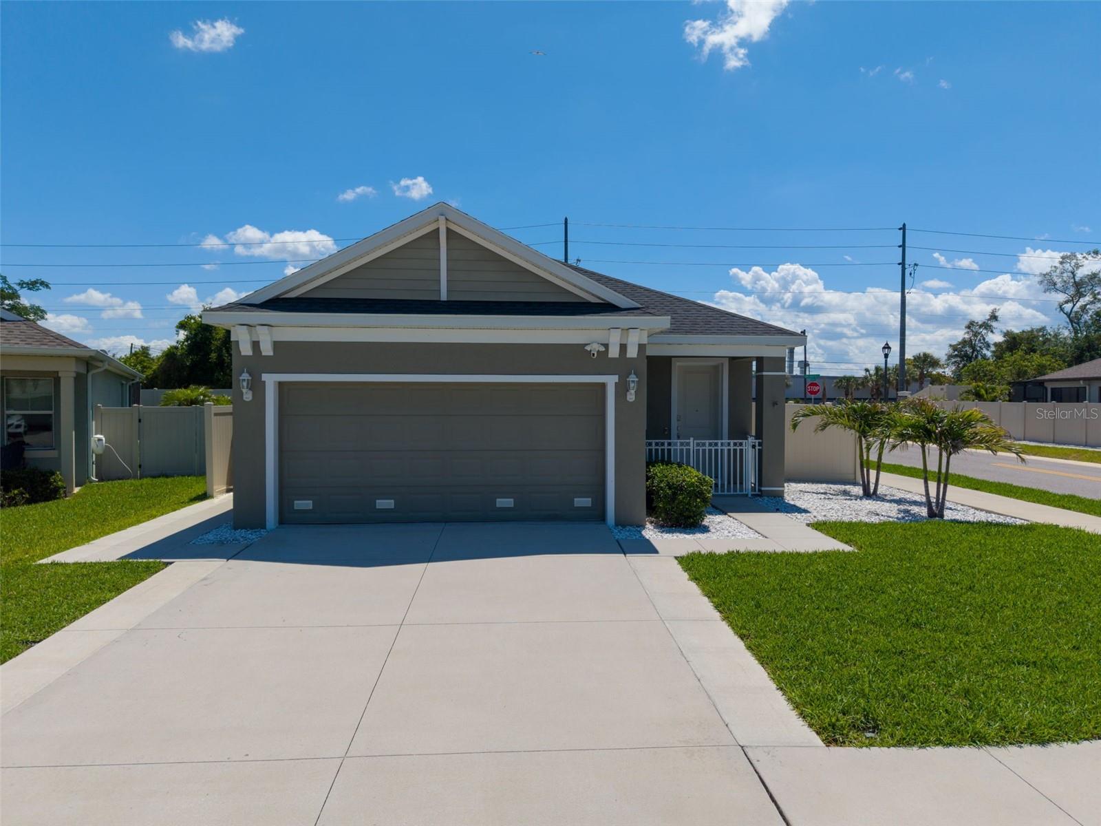 1461 N RIVER CIR, TARPON SPRINGS, FL, 34689