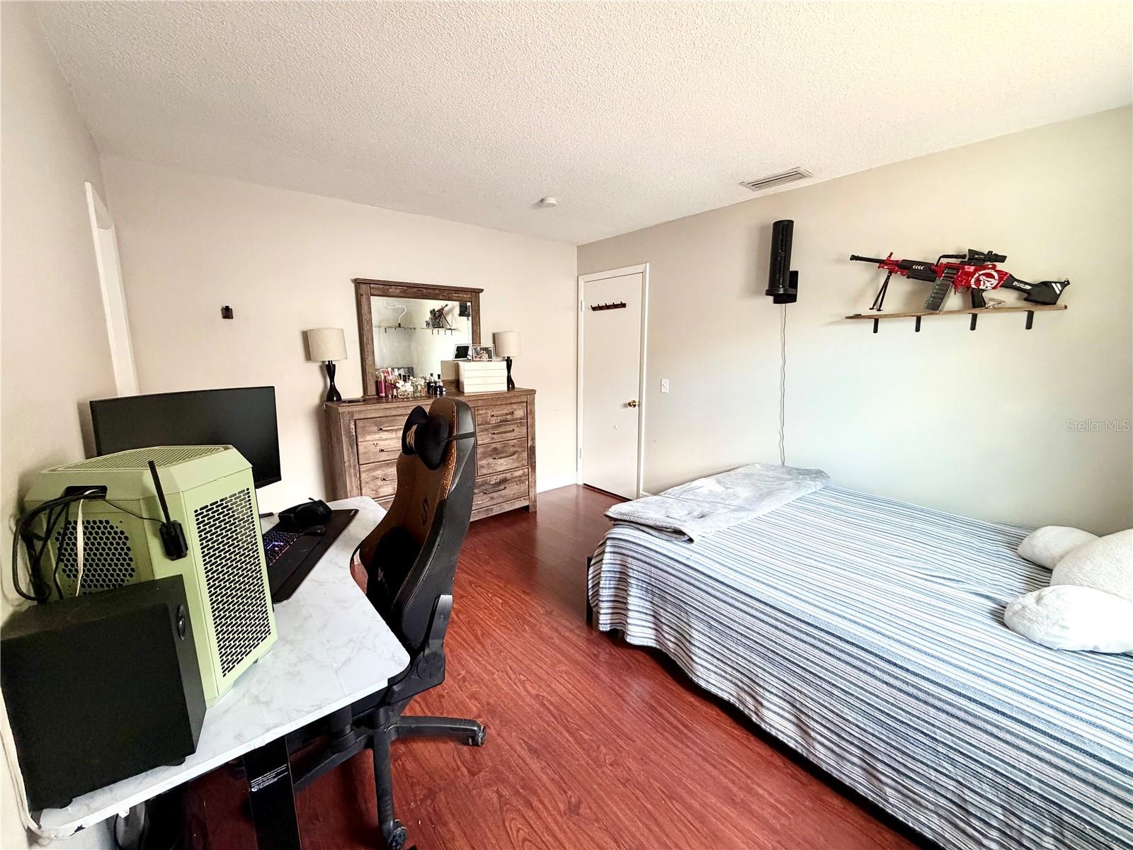 143 VALLEY CIR, BRANDON, FL, 33510